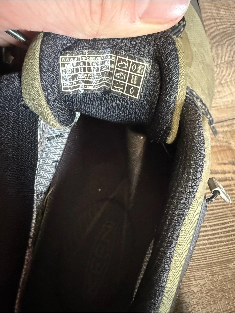 KEEN Men's Olive Green Waterproof Low-Top Hiking Shoes